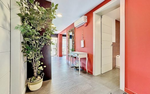 Apartamento en venta frente al paseo marítimo en L’Estartit.