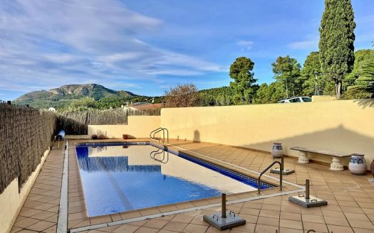 Casa independent amb piscina privada a Urb. Torre Gran, L’Estartit.