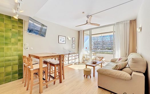 Apartament amb piscina comunitària a Els Salats, L’Estartit.