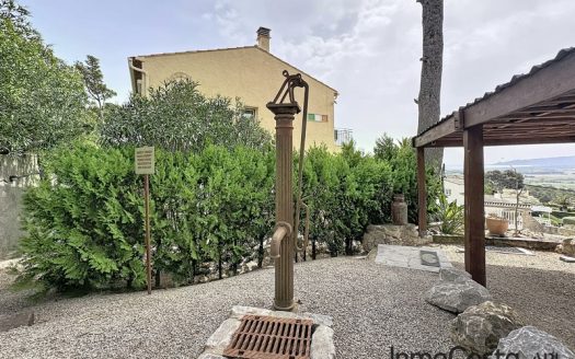 Maison avec terrain privé, vue et beaucoup de tranquillité